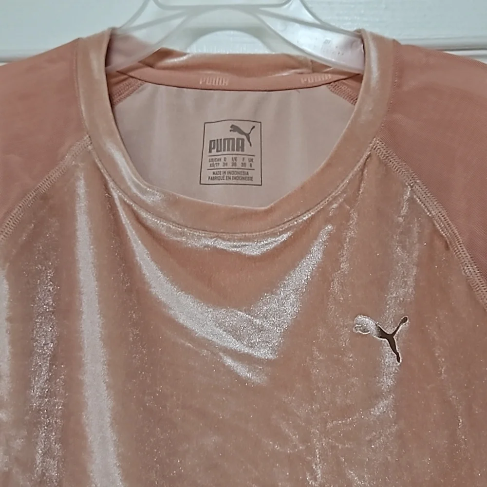 PUMA VELVETY CROP LONG SLEEVES TOP MESH SLEEVES XS - Picture 2 of 6